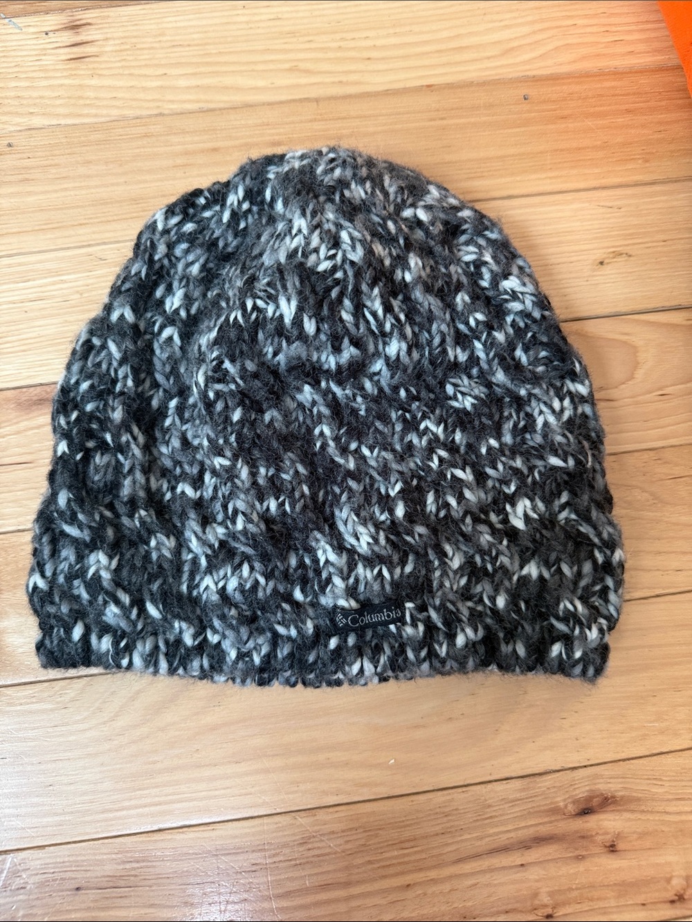 Columbia Marled Knit Beanie - Black & Cream